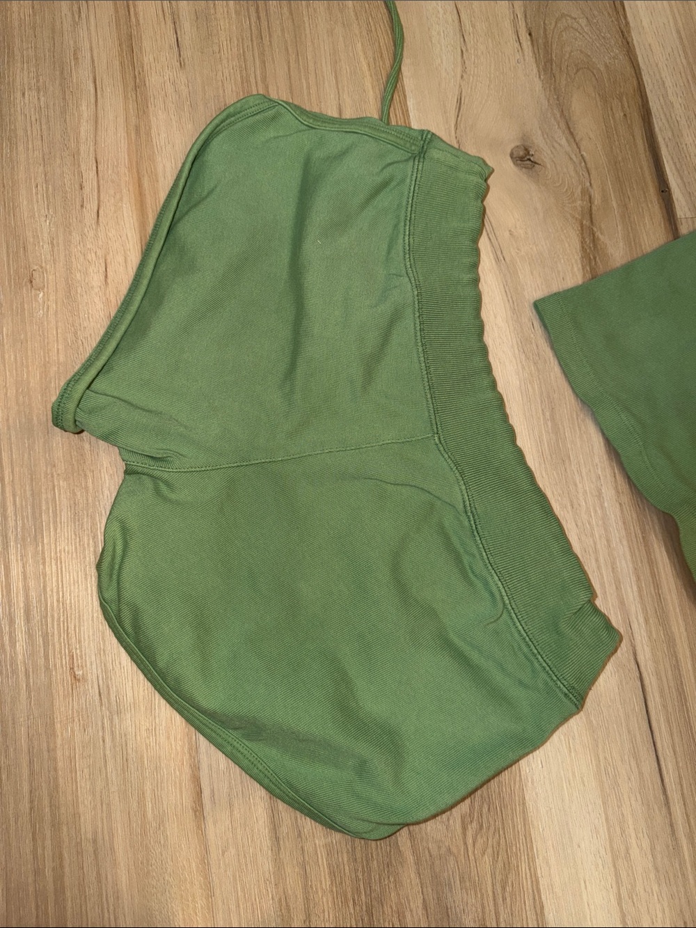 Brandy Melville Green Cotton Tee & Shorts Set xs like new worn once - Picture 6 of 9
